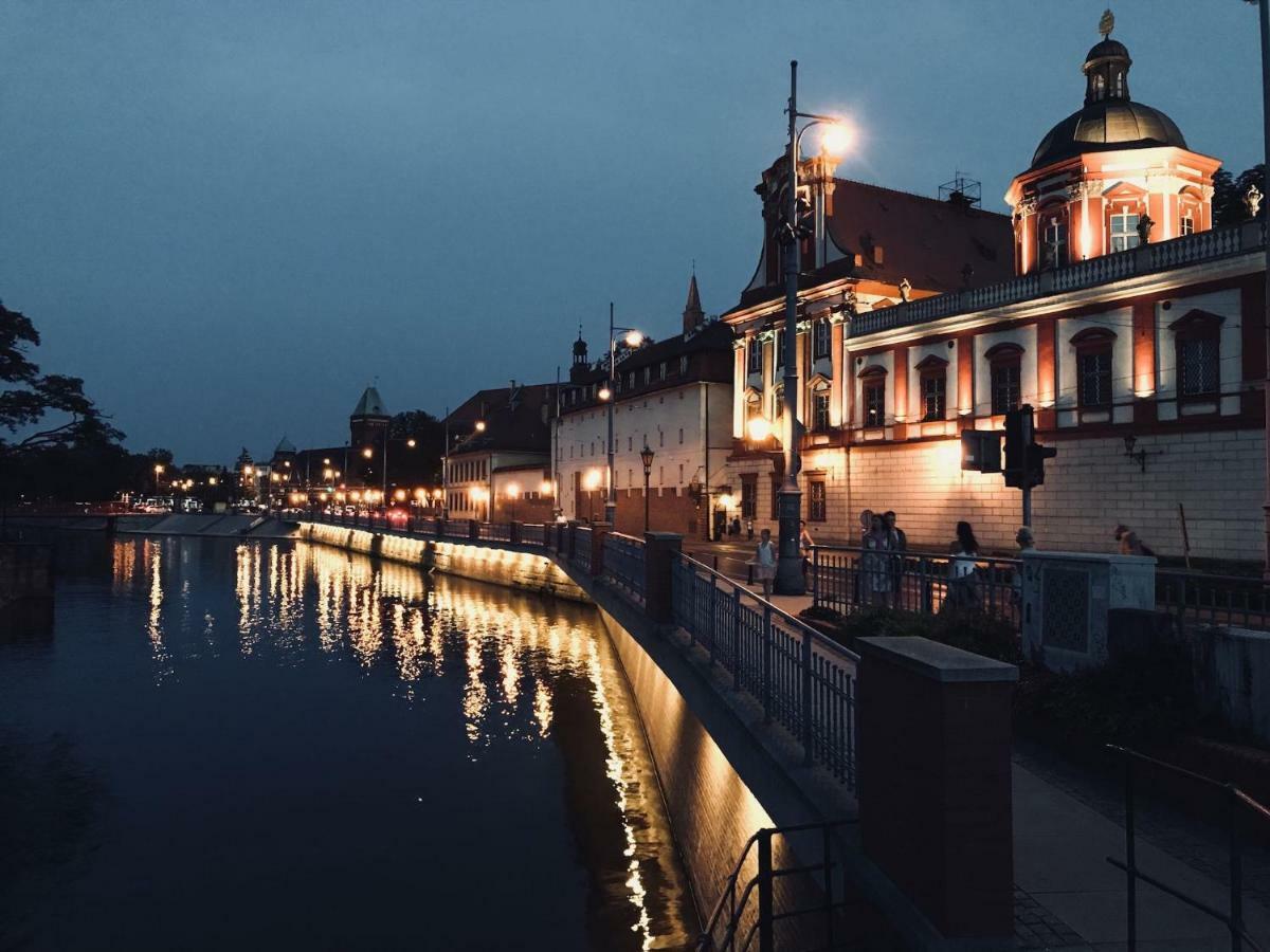Bluebird City Center Leilighet Wrocław Eksteriør bilde